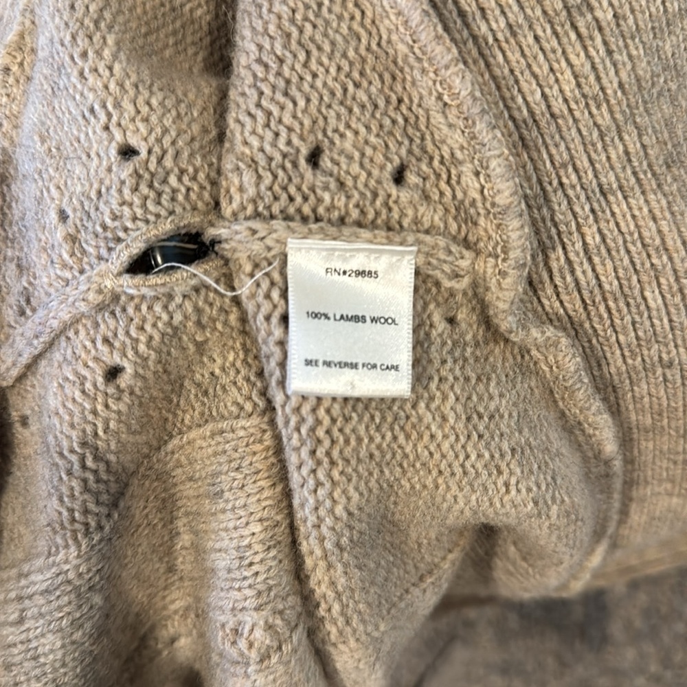 Pendleton Lamb's Wool Cape - image 4